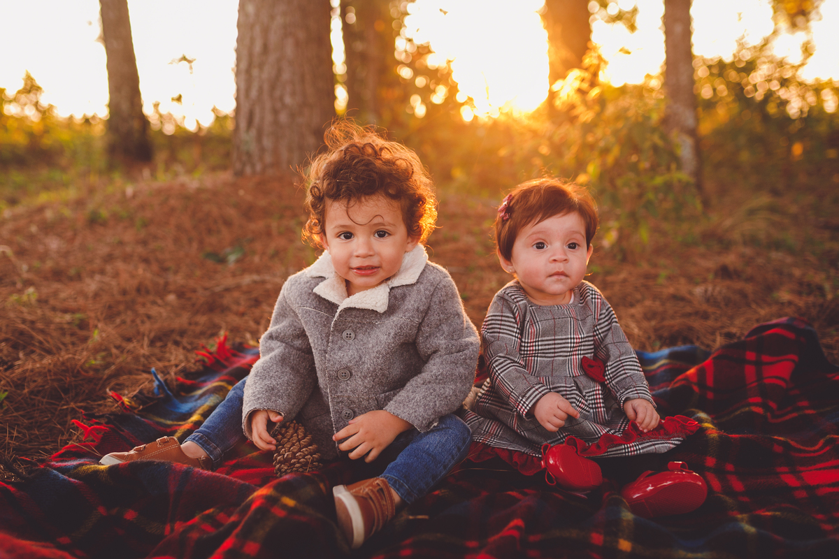 fotografa familia curitiba - ensaio. nascer do. sol aurora 6 meses acompanhamento bebe