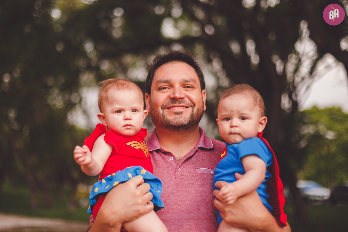 fotografa familia curitiba - ensaio externo parque barigui gêmeos 