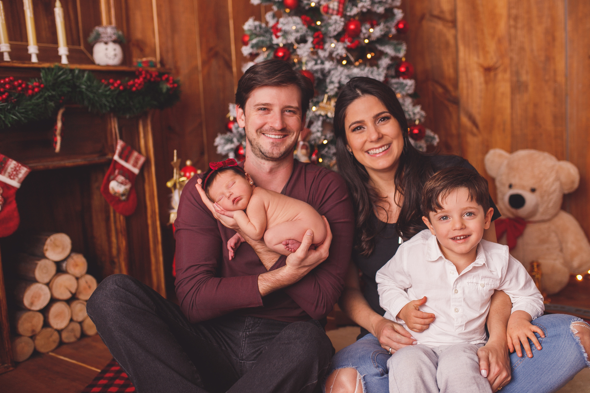 fotografa familia curitiba - newborn recem nascido estudio menina Bebê 9 dias