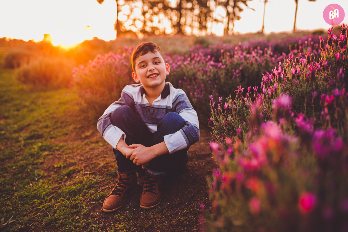 fotografa familia curitiba - ensaio com animais colônia witmarsun e lavadario 
externo por do sol