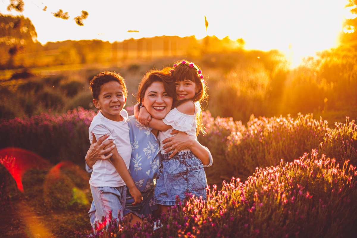 fotografa familia curitiba - ensaio campo lavanda colonia witmarsun