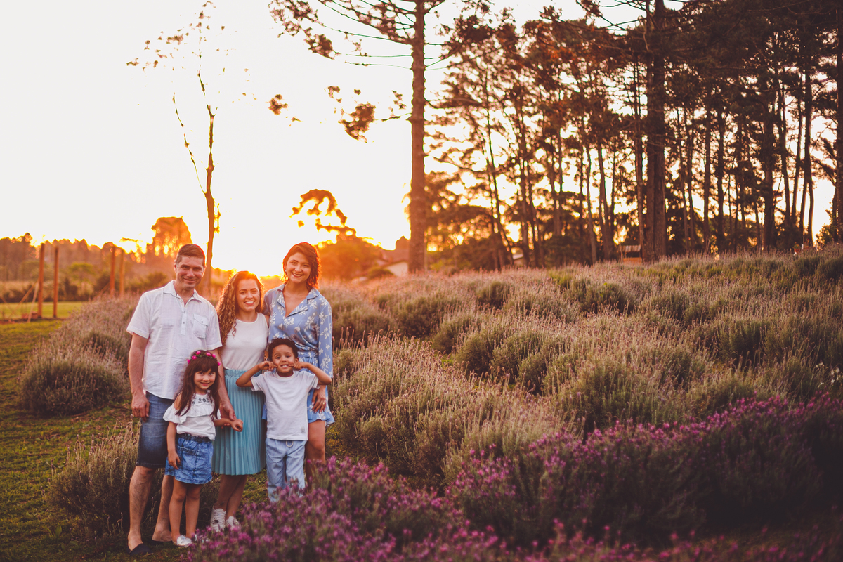 fotografa familia curitiba - ensaio campo lavanda colonia witmarsun