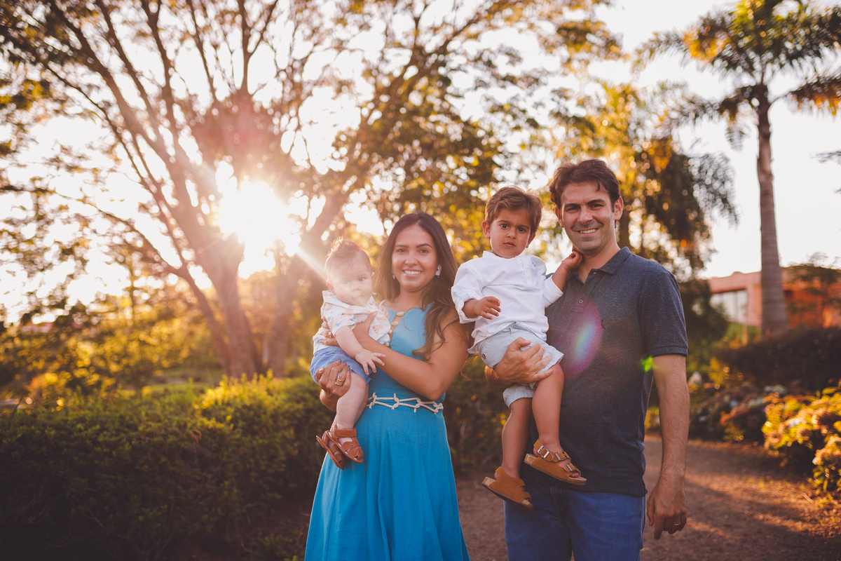 fotografa familia curitiba - ensaio em casa quatro barras lifestyle