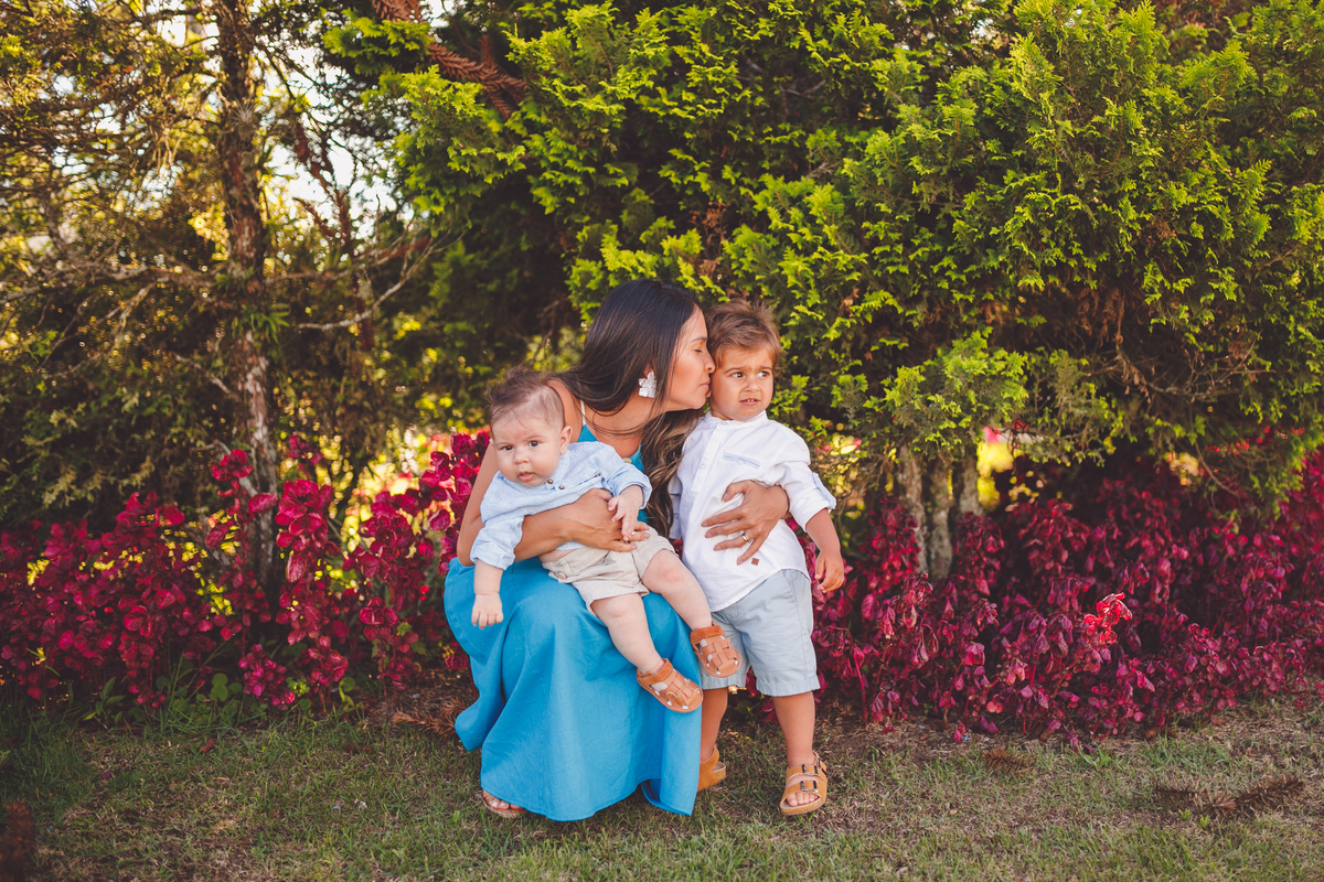 fotografa familia curitiba - ensaio em casa quatro barras lifestyle