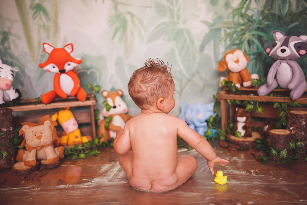 fotografa familia curitiba - smash the cake Lucca bolo no estudio