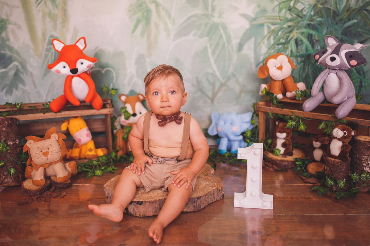 fotografa familia curitiba - smash the cake Lucca bolo no estudio