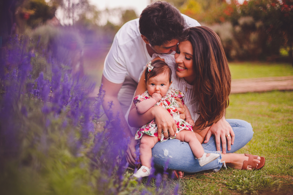 fotografa familia curitiba - ensaio externo campo de lavanda colonia witmarsun