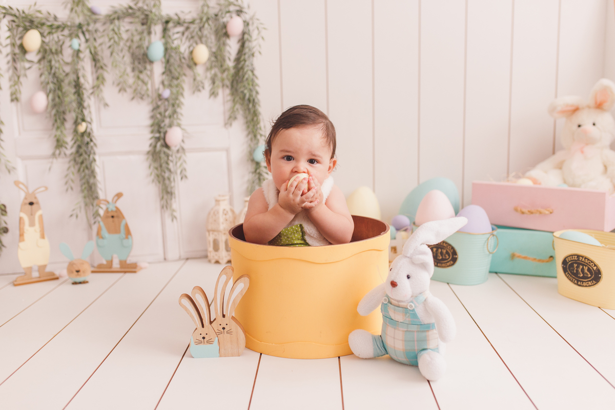 fotografa familia curitiba - ensaio estudio Pascoa gemeos