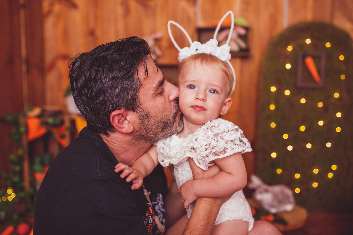 fotografa familia curitiba - coelha páscoa linda estudio