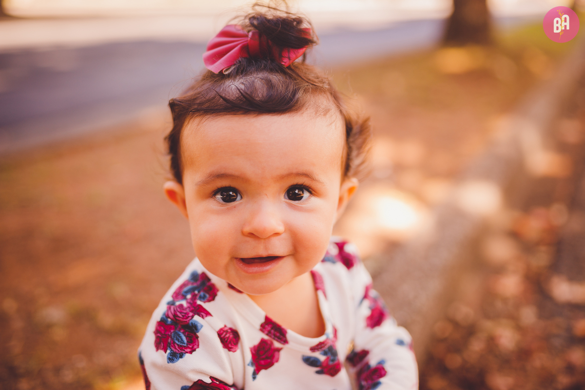 fotografa familia curitiba - ensaio externo outono canaleta ônibus 