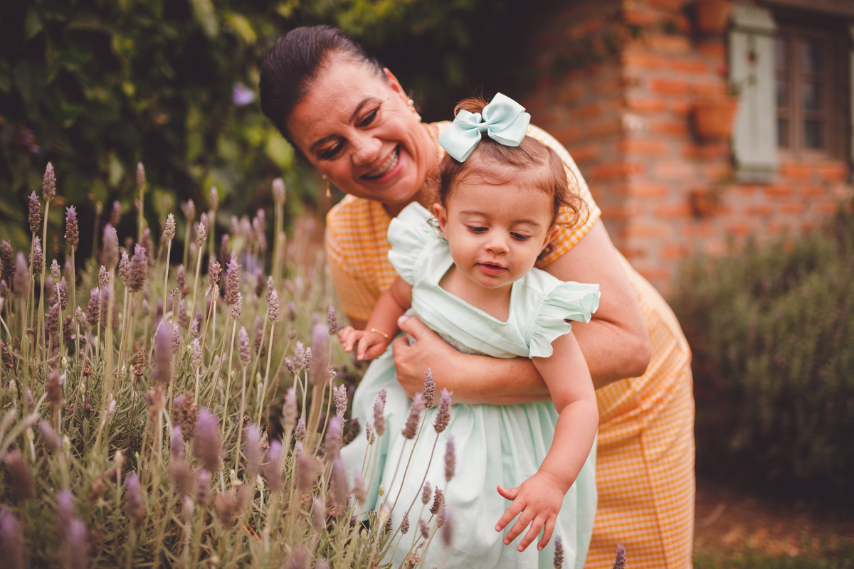 fotografa familia Curitiba - ensaio externo campo lavanda 