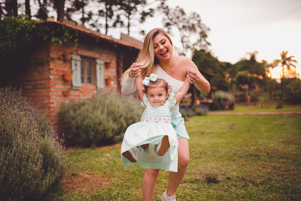 fotografa familia Curitiba - ensaio externo campo lavanda 