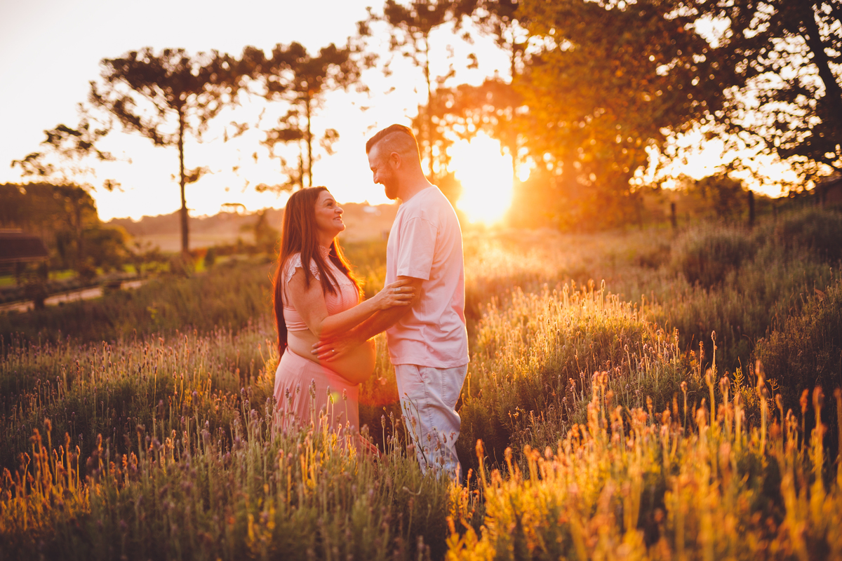 fotografa familia curitiba - ensaio externo gestante lavandario colonia witmarsun