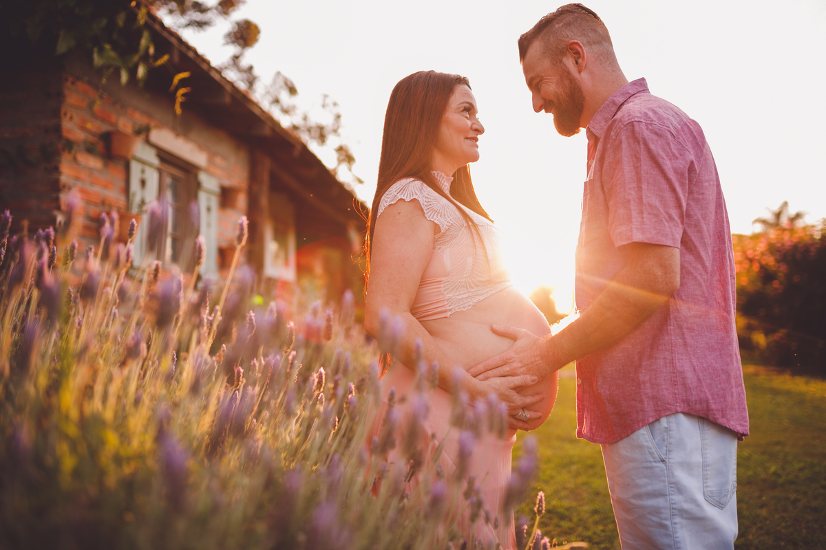 fotografa familia curitiba - ensaio externo gestante lavandario colonia witmarsun