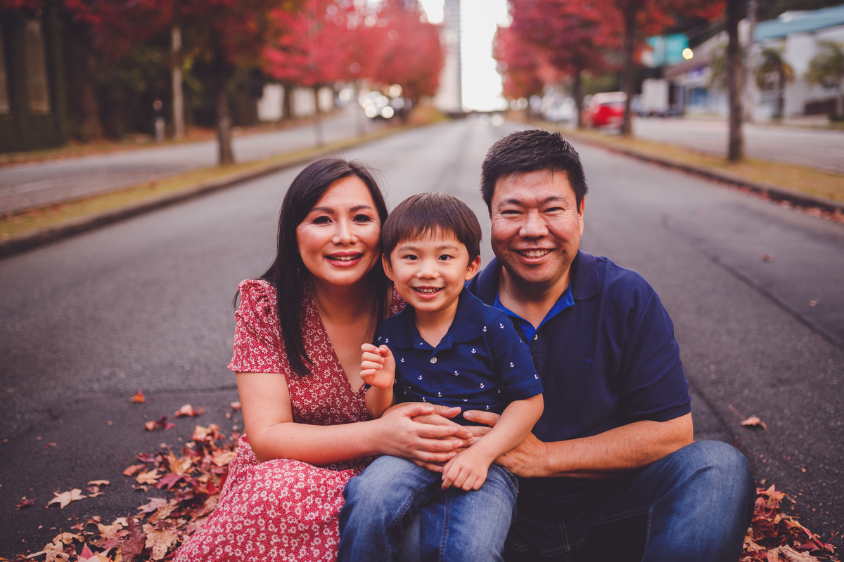 fotografa familia curitiba - ensaio outono canaleta onibus