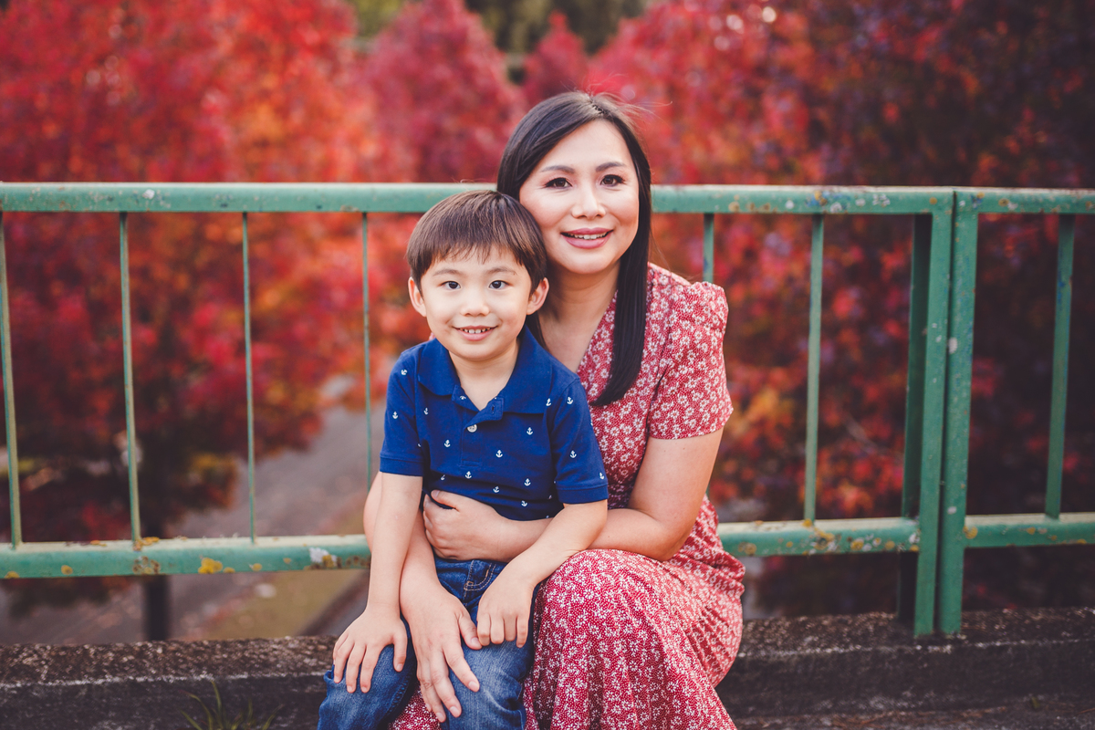 fotografa familia curitiba - ensaio outono canaleta onibus