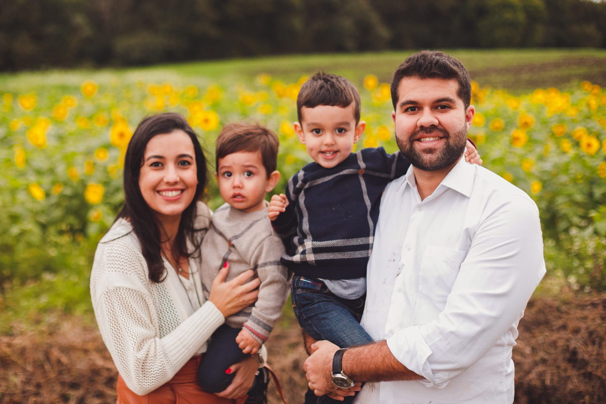 fotografa-familia-curitiba-girassol-campo