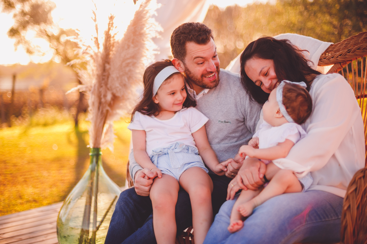 fotografa familia curitiba - ensaio externo campo cascara sentinela menina bebe 