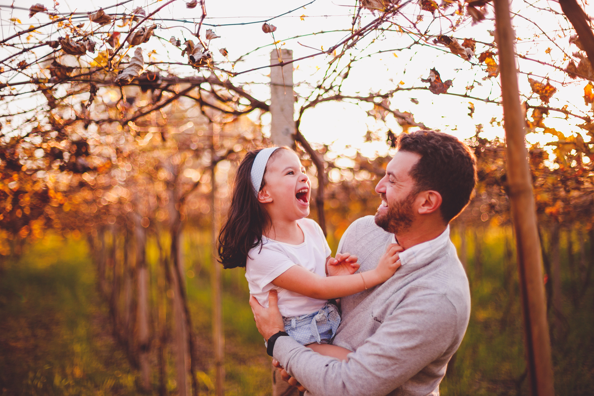 fotografa familia curitiba - ensaio externo campo cascara sentinela menina bebe 
