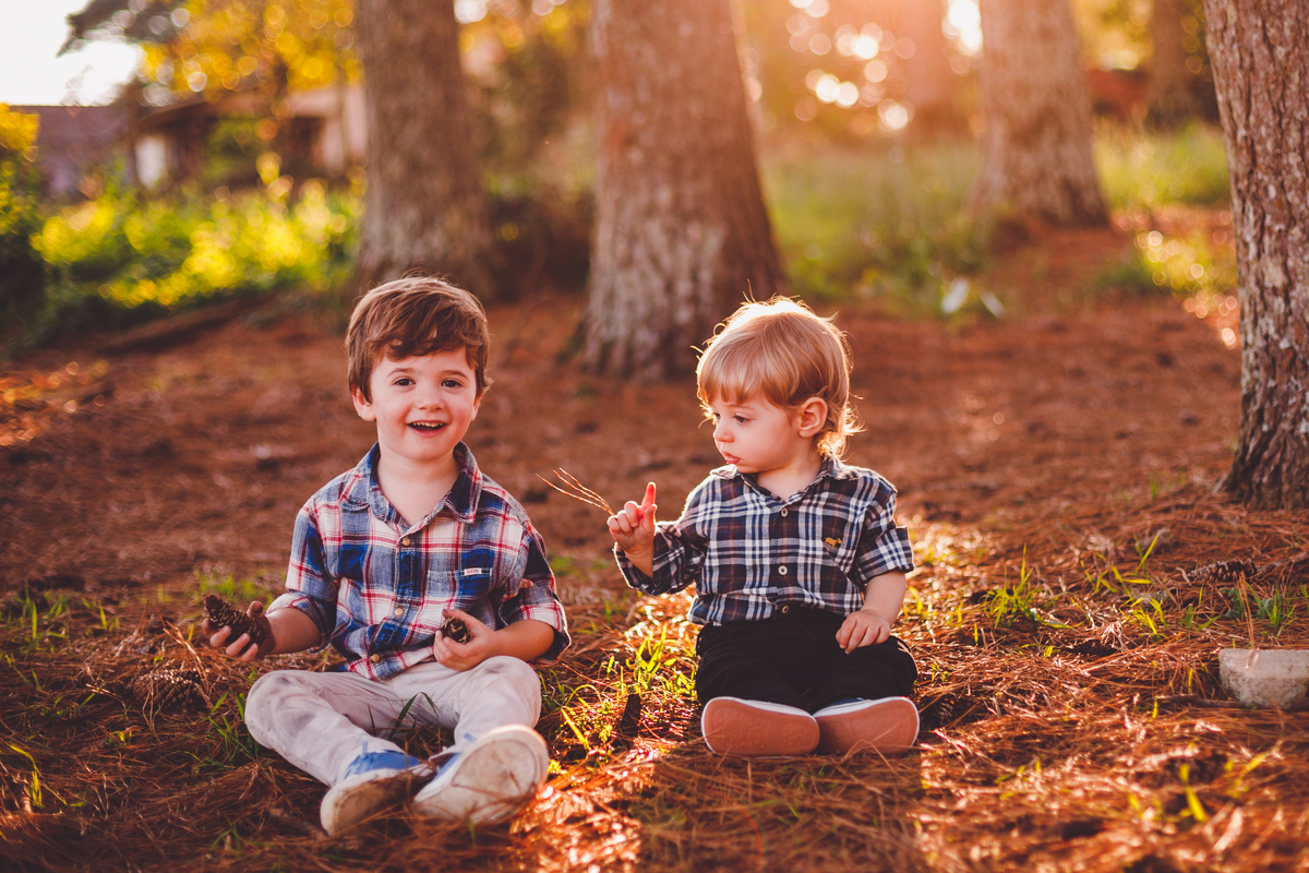 fotografa familia curitiba - ensaio Lavandario externo menino bebe