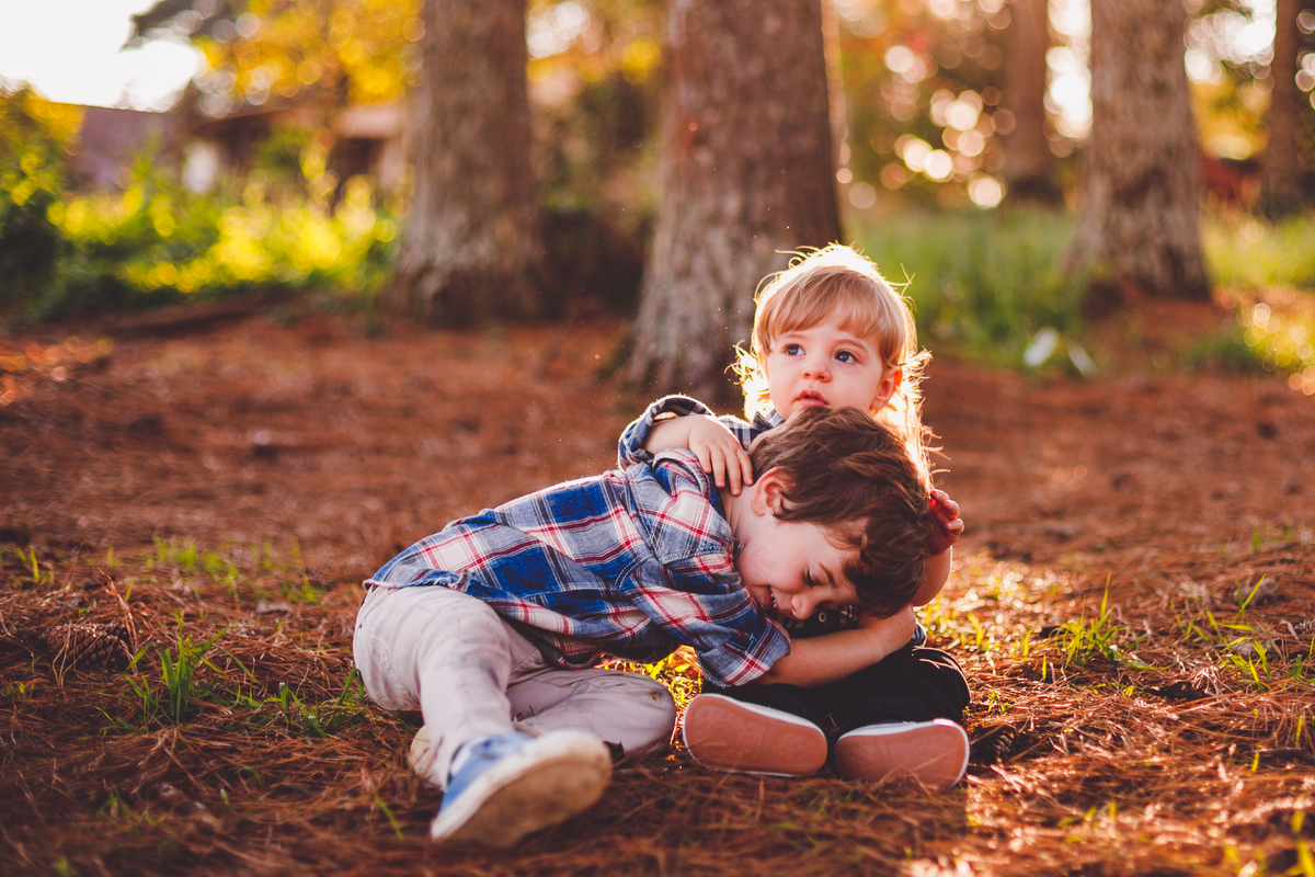 fotografa familia curitiba - ensaio Lavandario externo menino bebe