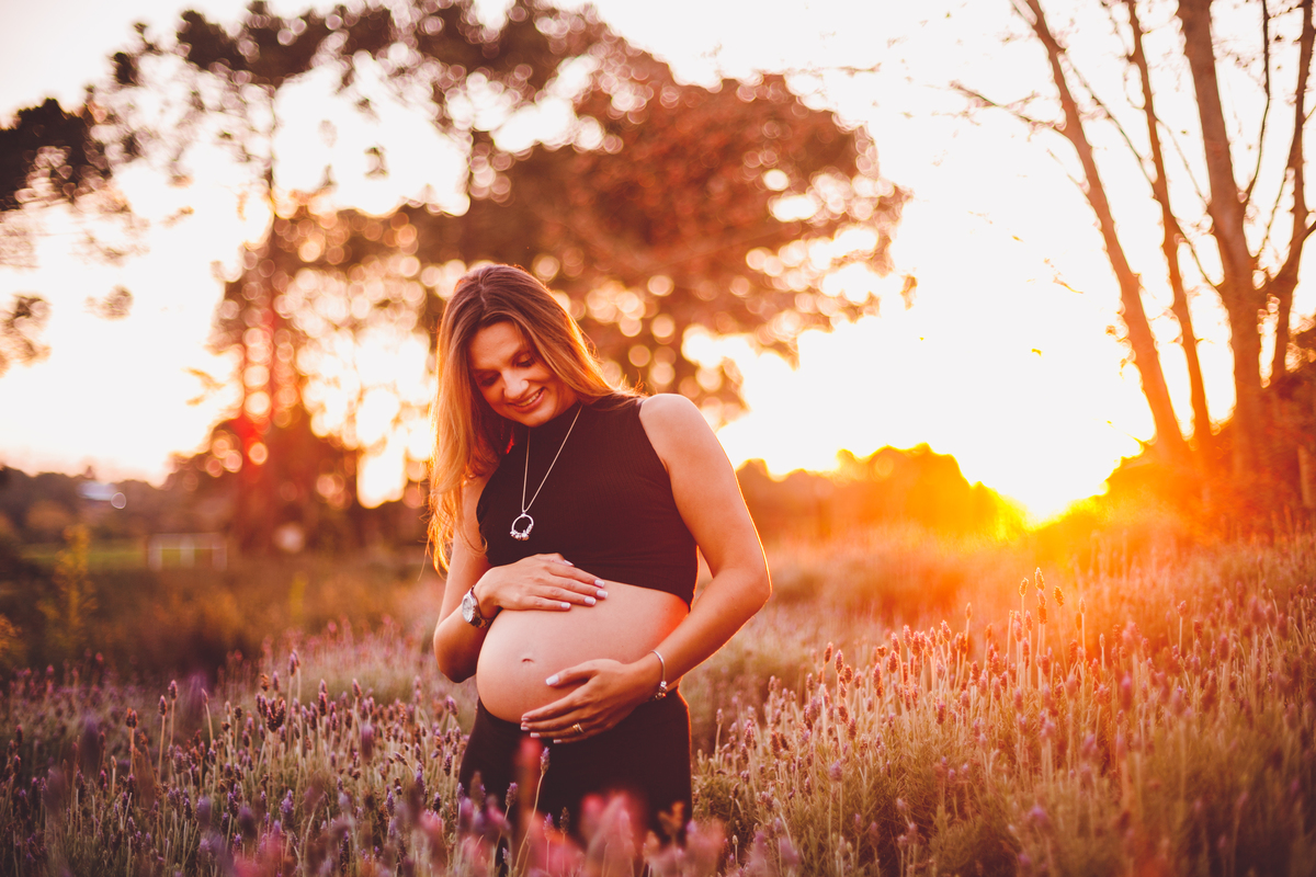 fotografa familia curitiba - ensaio gestante Lavandario externo 