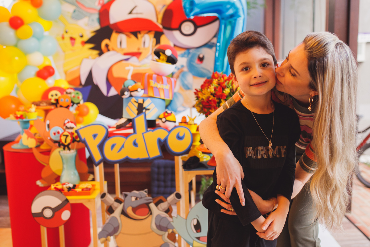 fotografa familia Curitiba aniversario em casa 7 anos 