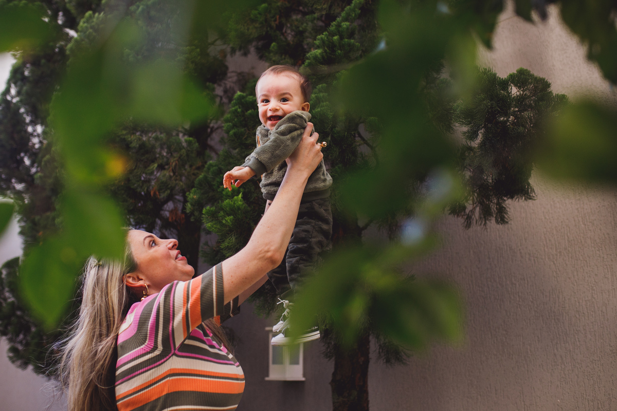 fotografa familia Curitiba aniversario em casa 7 anos 