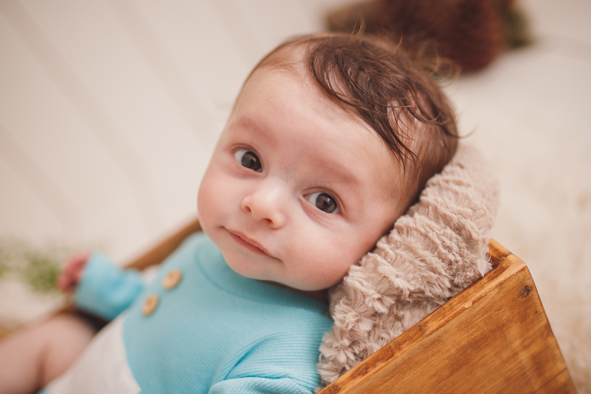 fotografa familia Curitiba ensaio estudio 3 meses 