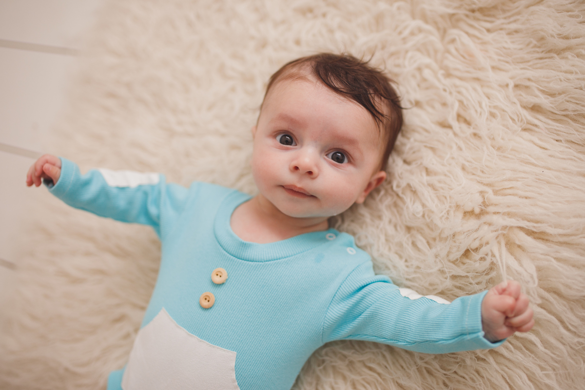 fotografa familia Curitiba ensaio estudio 3 meses 