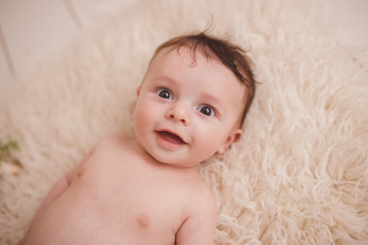 fotografa familia Curitiba ensaio estudio 3 meses 