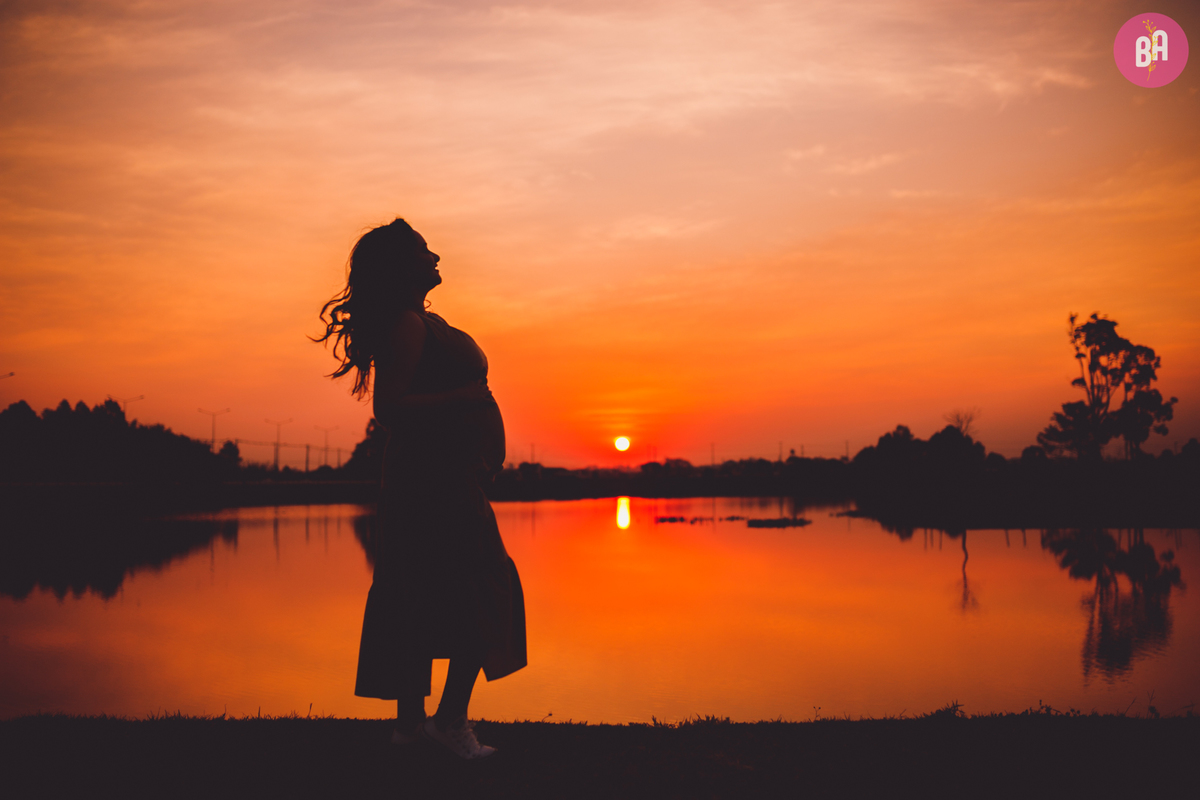fotografa familia curitiba - ensaio gestante em casa e externo por do sol
