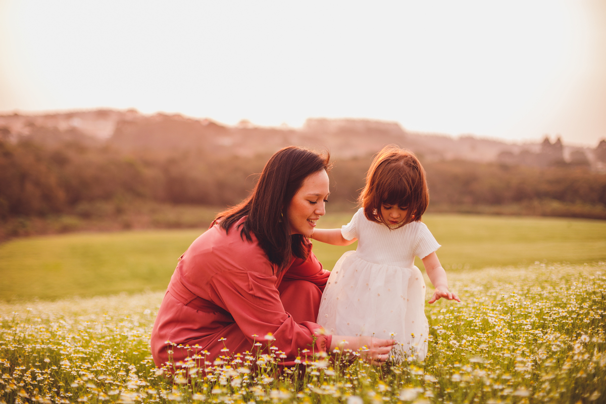 fotografa familia curitiba - ensaio externo camomila 2 anos menina mandirituba