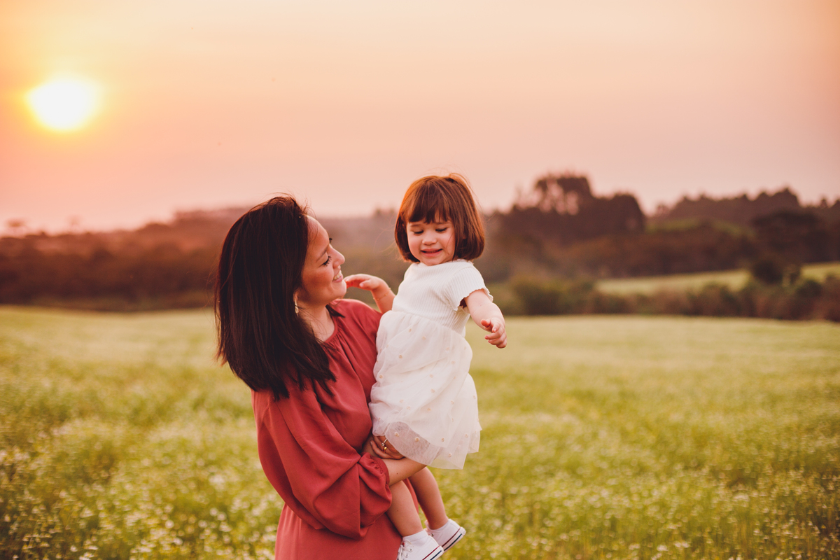 fotografa familia curitiba - ensaio externo camomila 2 anos menina mandirituba