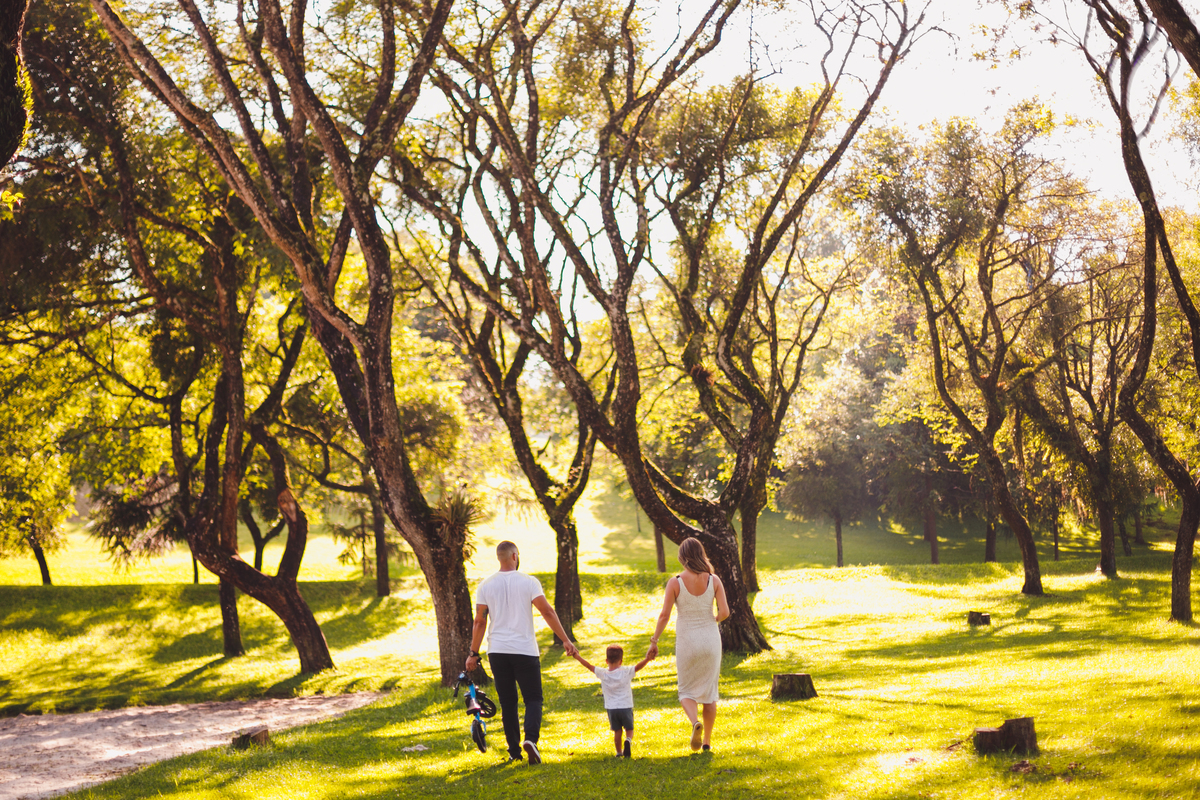 fotografa familia curitiba - gestante externo parque barigui sol 