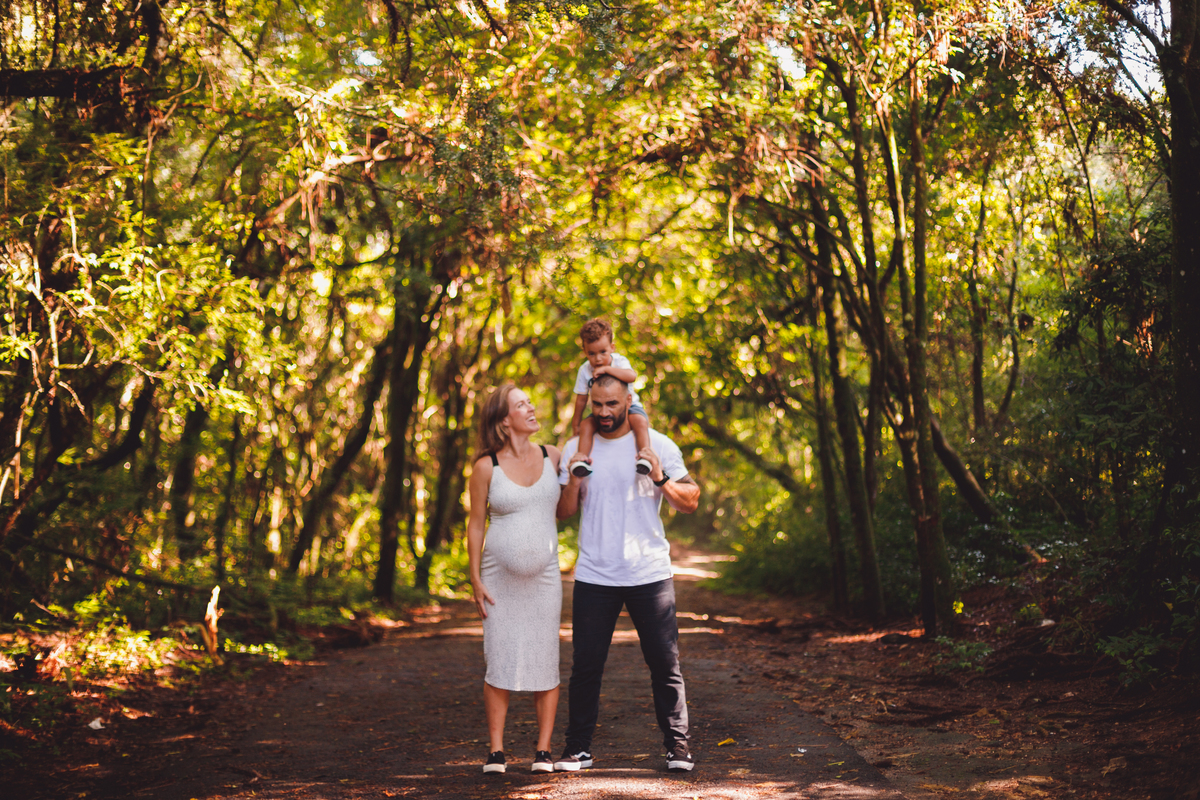fotografa familia curitiba - gestante externo parque barigui sol 