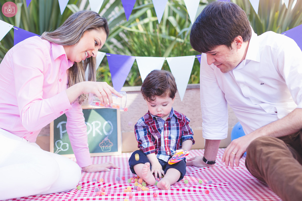 pedro Smash the Cake