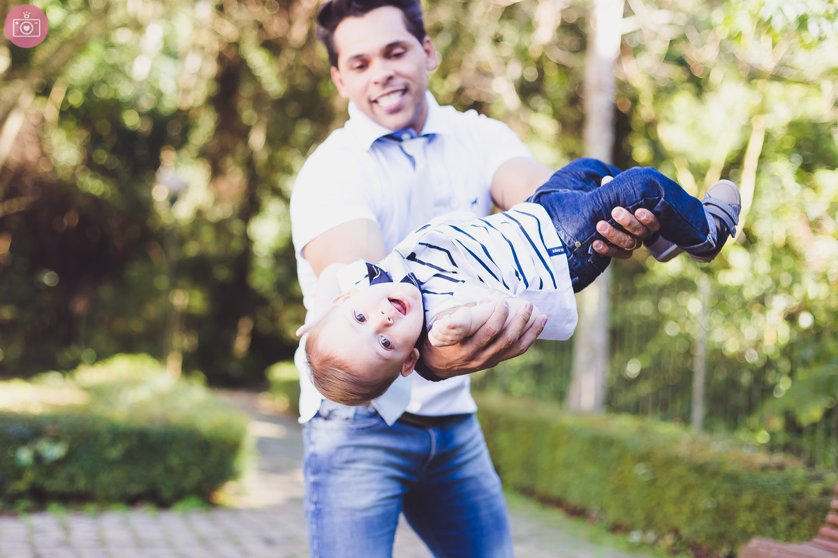 victor smash the cake