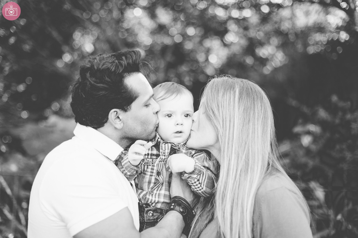 victor smash the cake