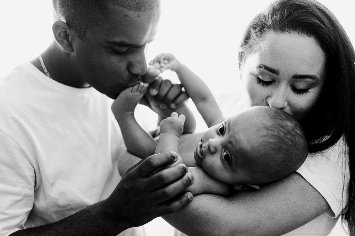 fotografa familia curitiba - bebe 6 meses estudio