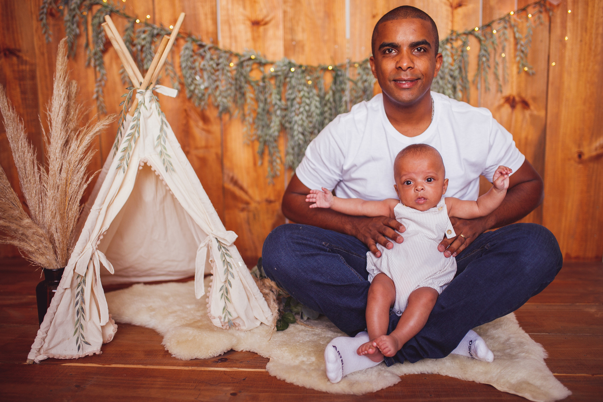 fotografa familia curitiba - bebe 6 meses estudio