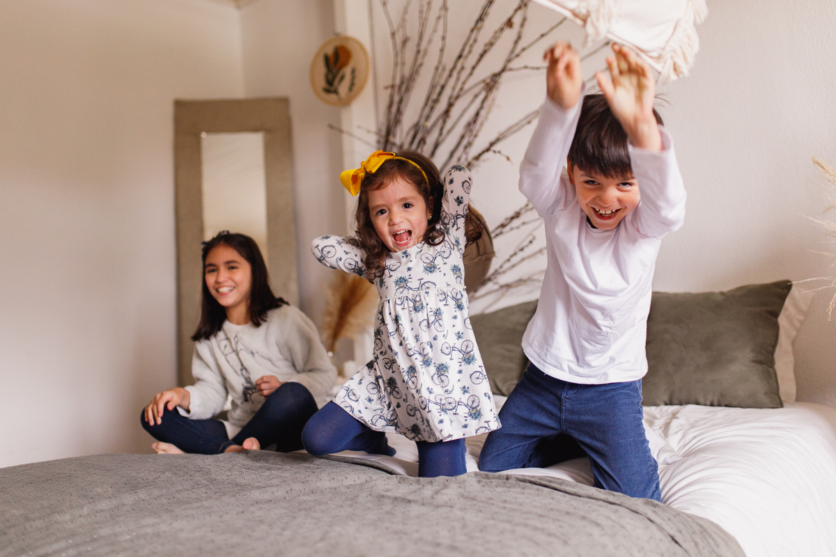 fotografa familia curitiba - ensaio interno acompahamento