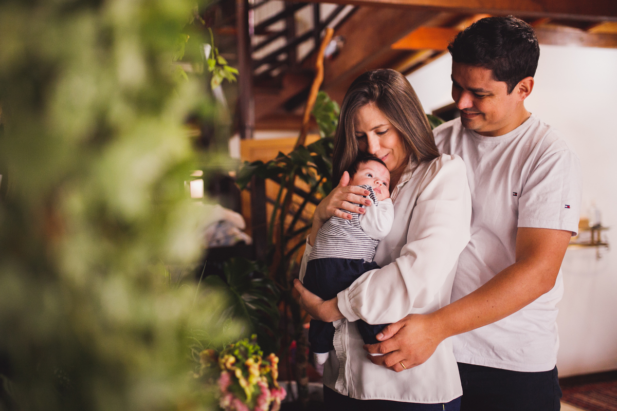 fotografa familia curitiba - ensaio interno acompahamento
