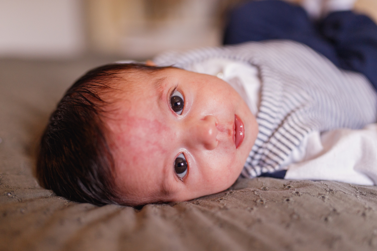 fotografa familia curitiba - ensaio interno acompahamento