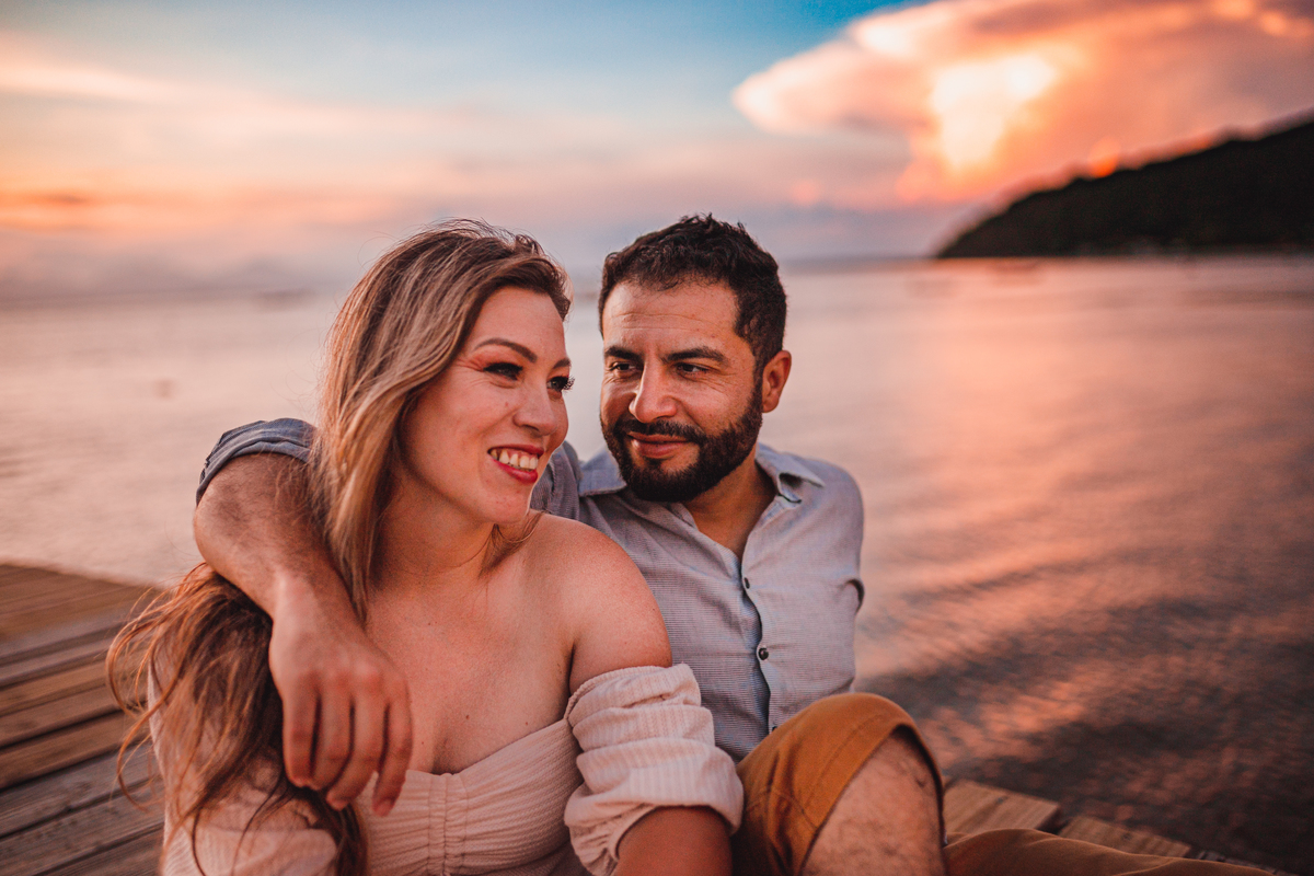 fotografa familia curitiba - ensaio casal ilha do mel praia