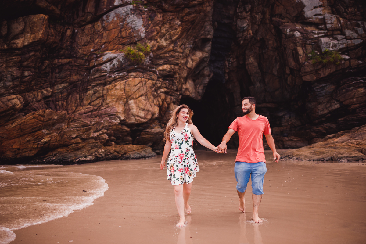 fotografa familia curitiba - ensaio casal ilha do mel praia