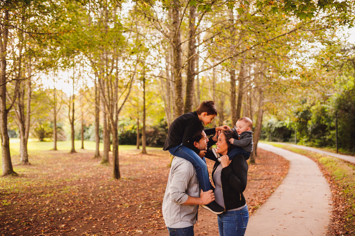 fotografa familia curitiba - ensaio externo acompanhamento Olavo 5 meses