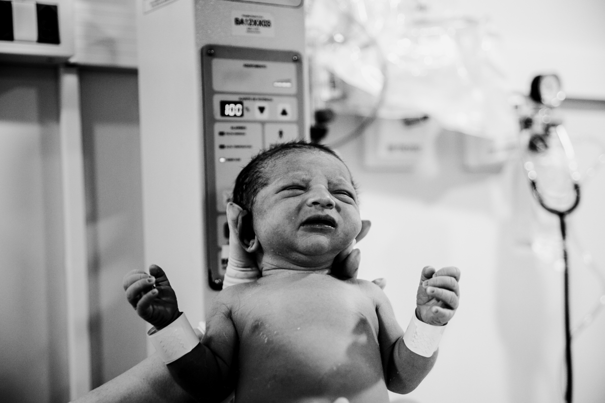 fotografa familia curitiba - nascimento Laura maternidade santa cruz