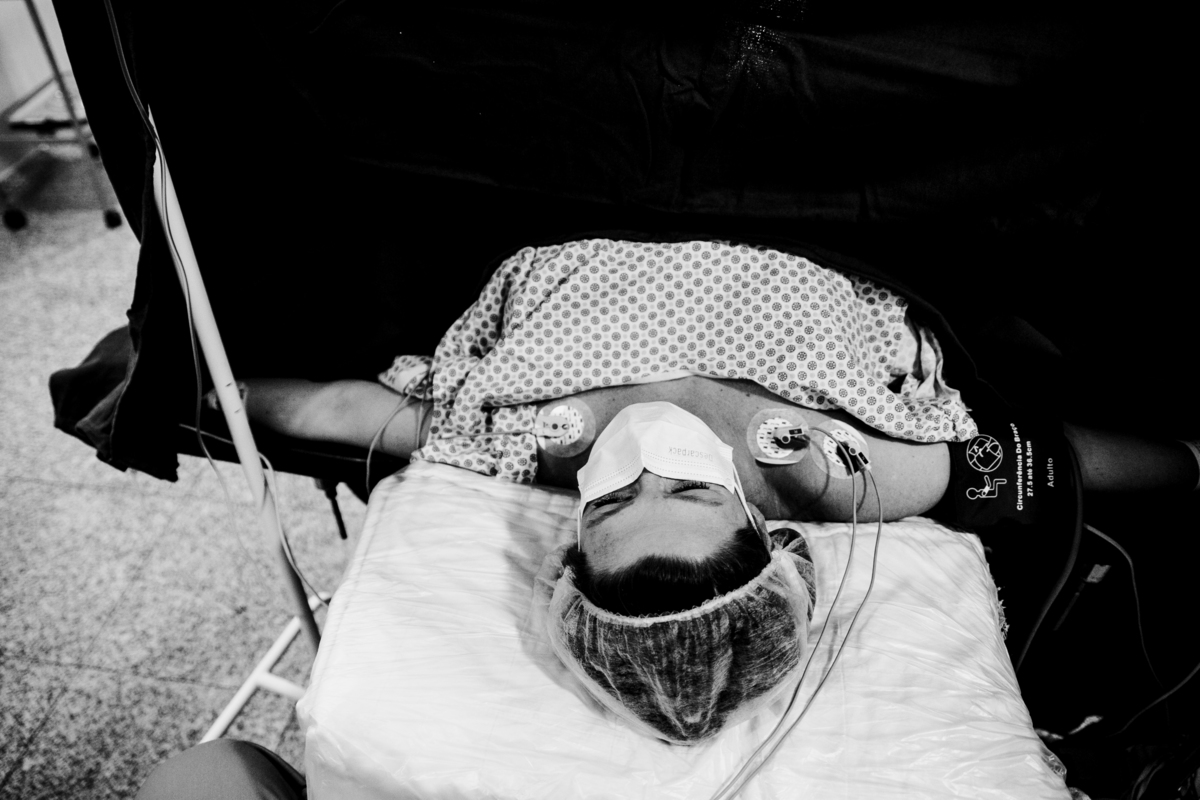 fotografa familia curitiba - nascimento Laura maternidade santa cruz