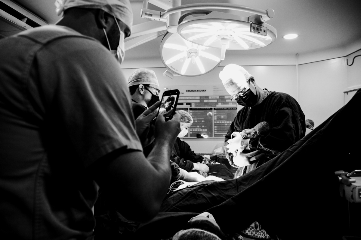 fotografa familia curitiba - nascimento Laura maternidade santa cruz